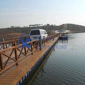 過(guò)車水上浮橋